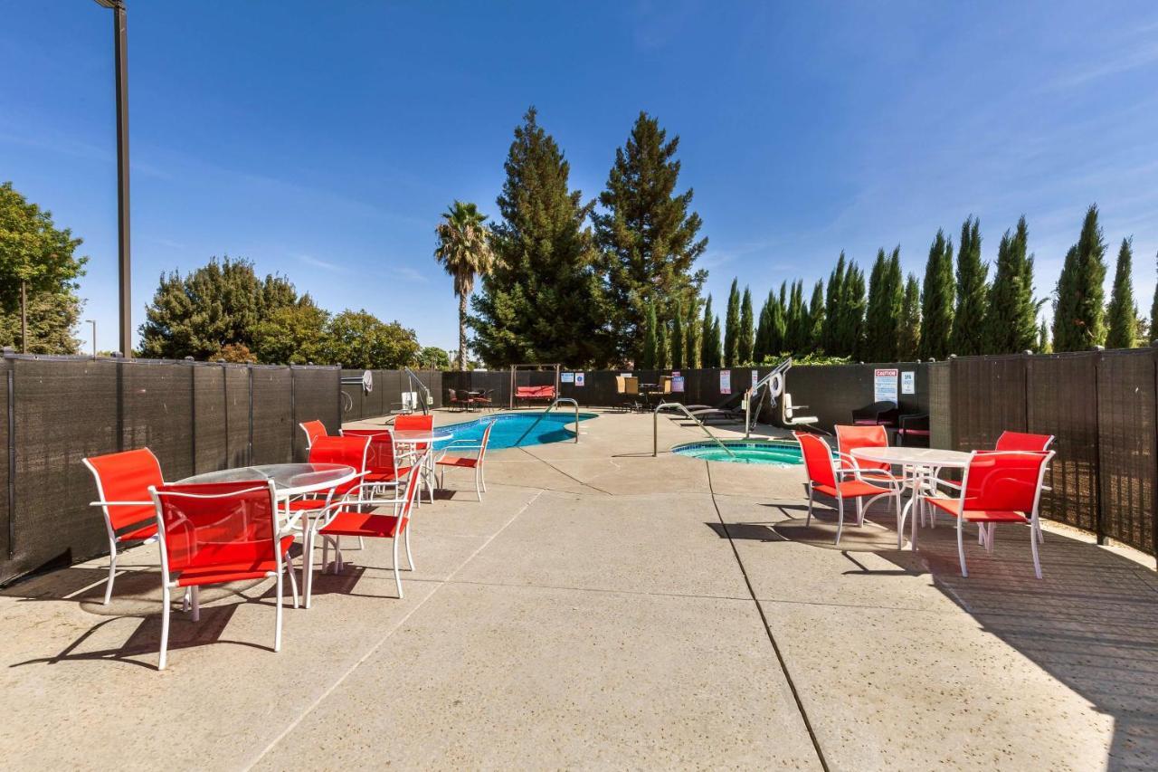Motel 6-Dixon, Ca エクステリア 写真